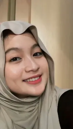 senyum lagi