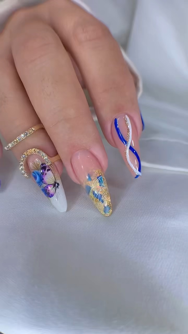 NAILS