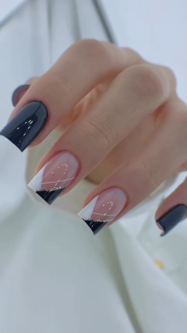 UÑAS