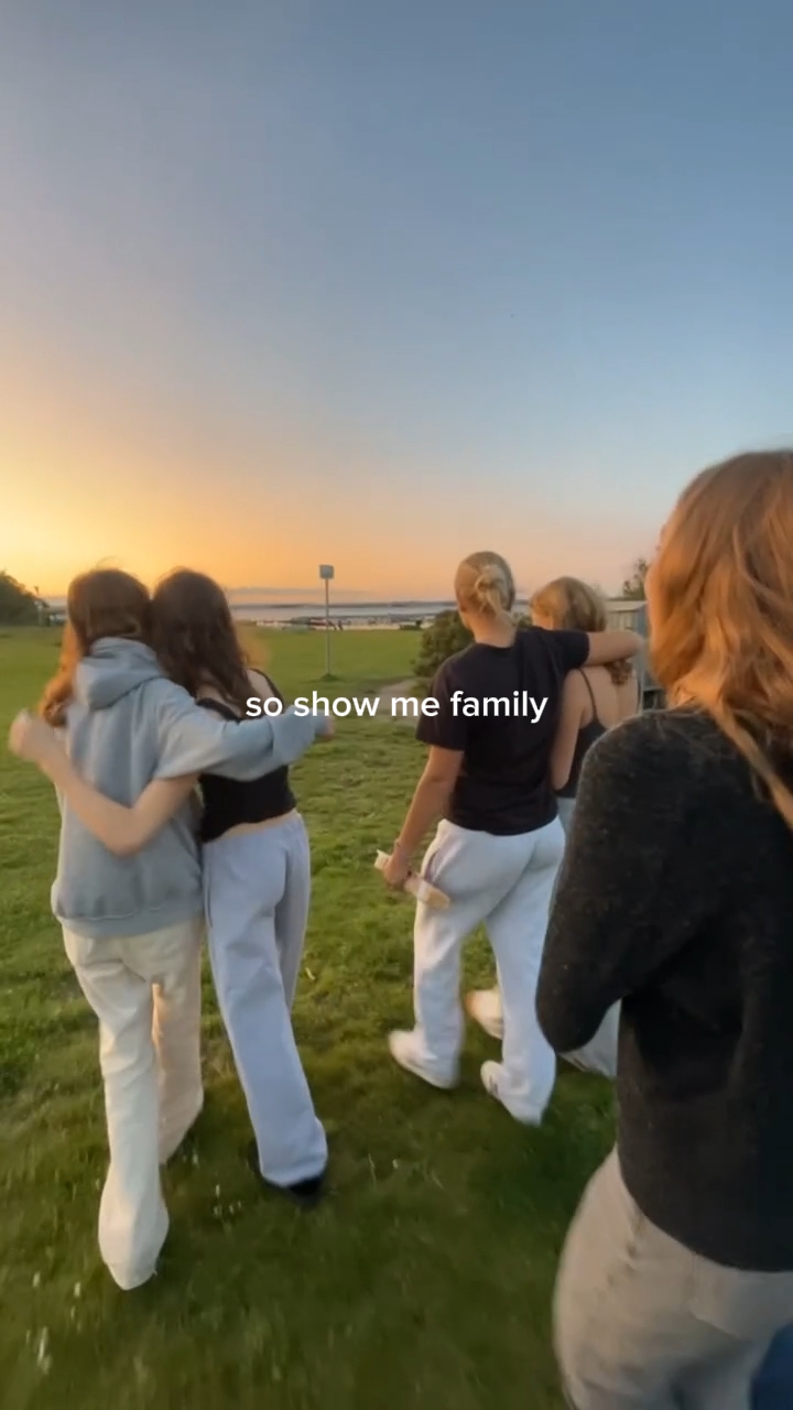 friendship: story