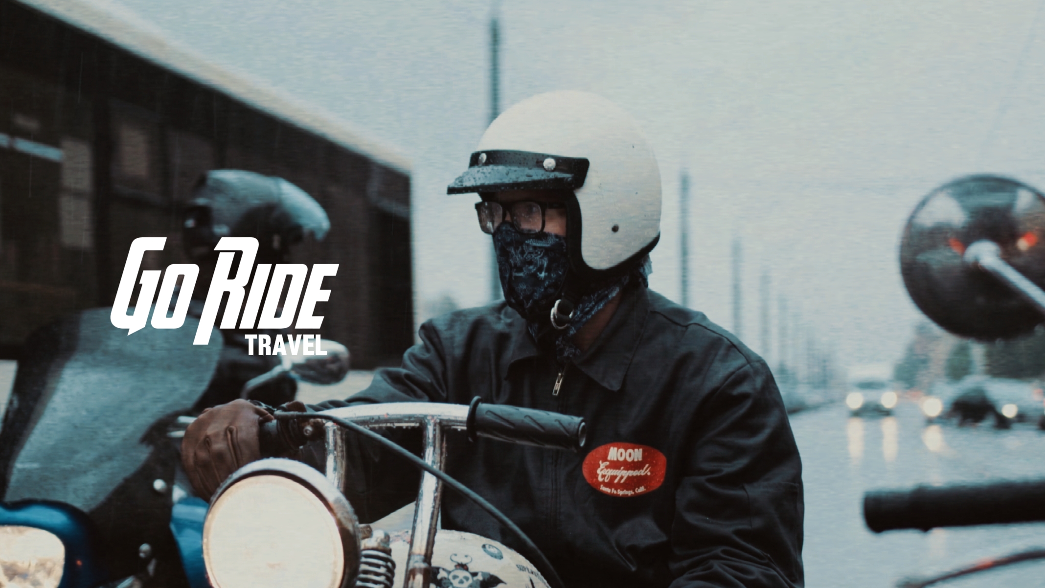 Perjalanan Naik Motor