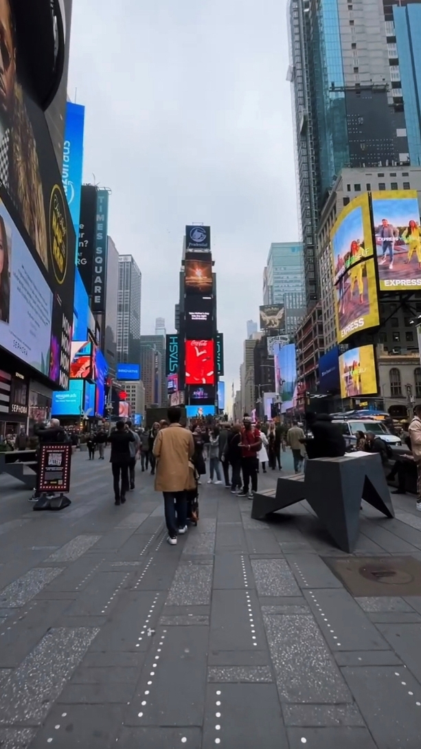City vlog trend
