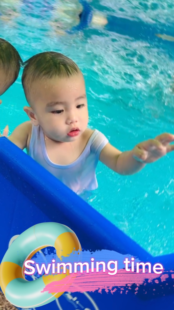 Swimming Time 