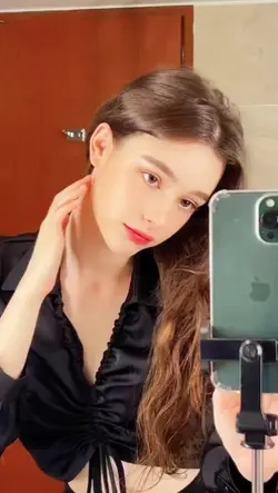 LIKE JENNIE