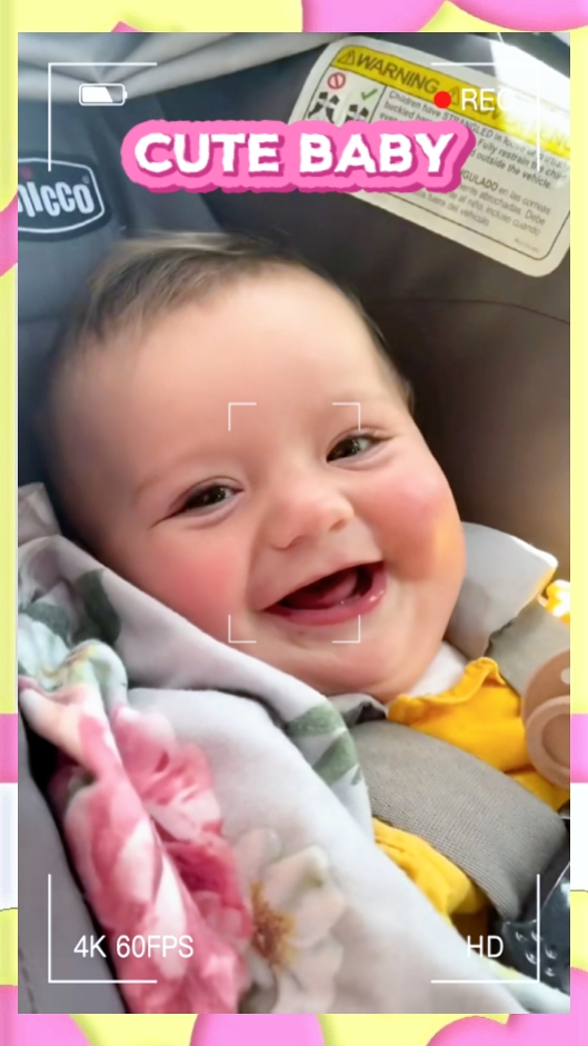 Bébé mignon 
