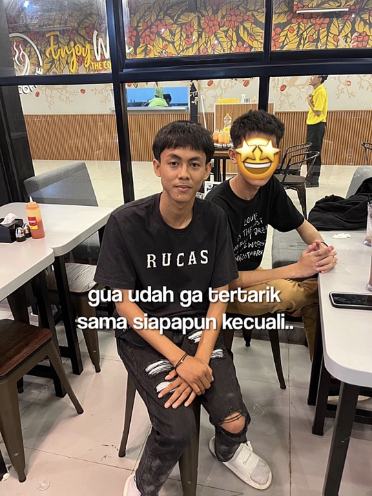 GuaUdhGaTertarikSama