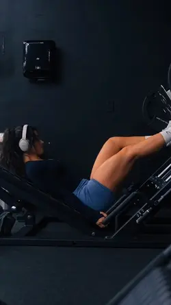 4 clip videos Gym