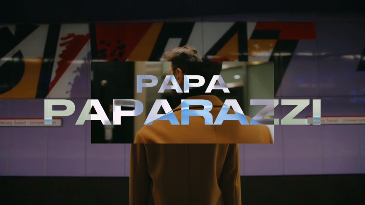 PAPARAZZI 
