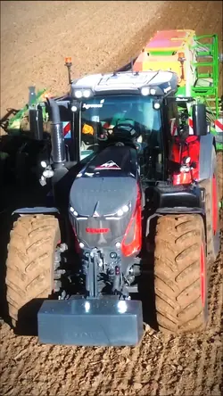 Tractor 