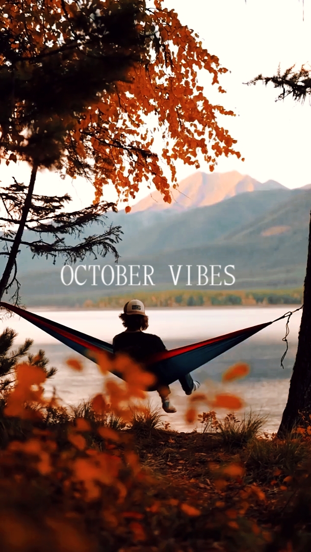 OCTOBER VIBES 