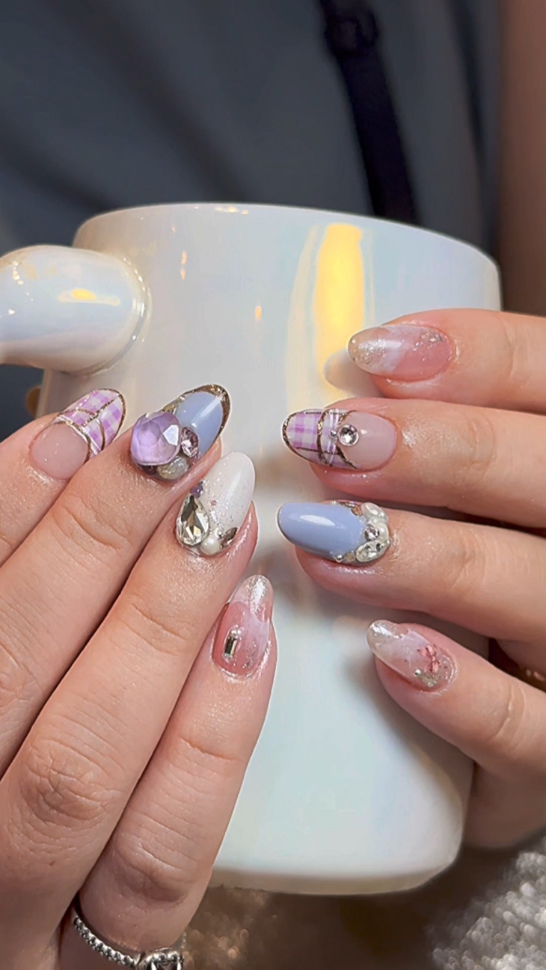 nails 19