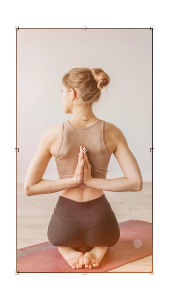 Showcasing yoga fashion products and yoga services for women in a TikTok-style.