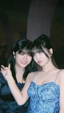 1 video 6 foto