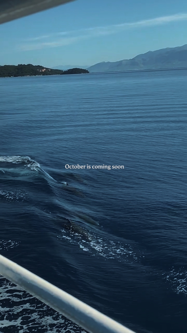 OCTOBRE ARRIVE 