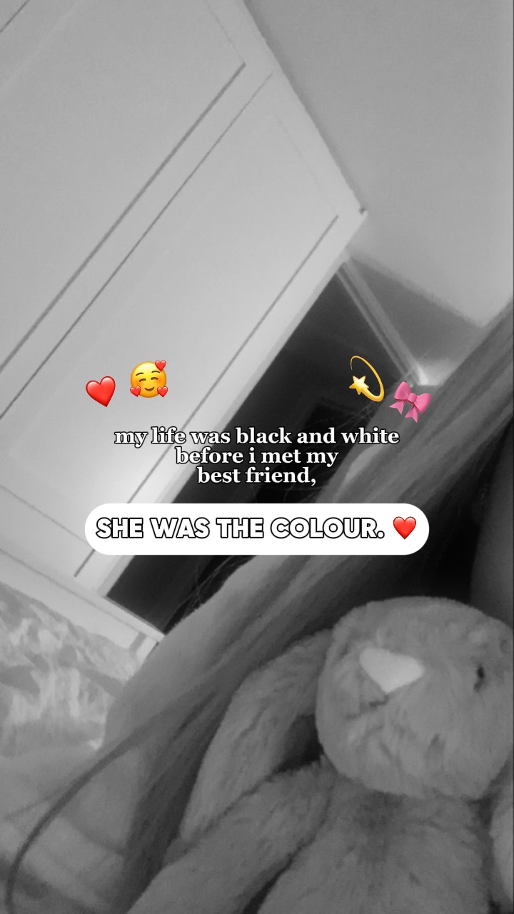 그녀는 색이었다 ❤️