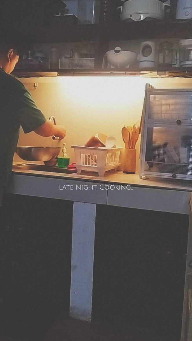 Late night cooking 