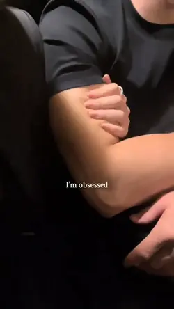 HOLDING BICEPS