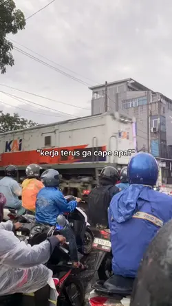 kerja terus ga cape?