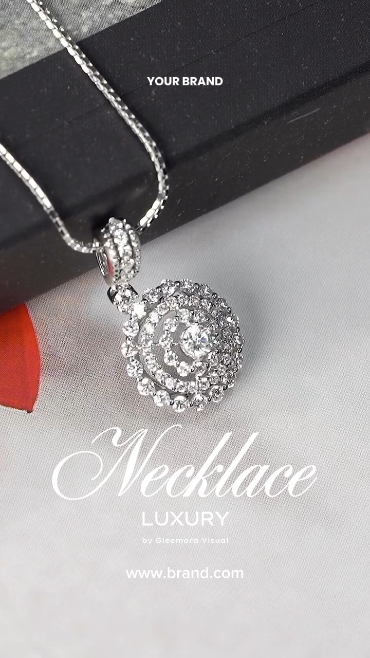 The Silvers Necklace