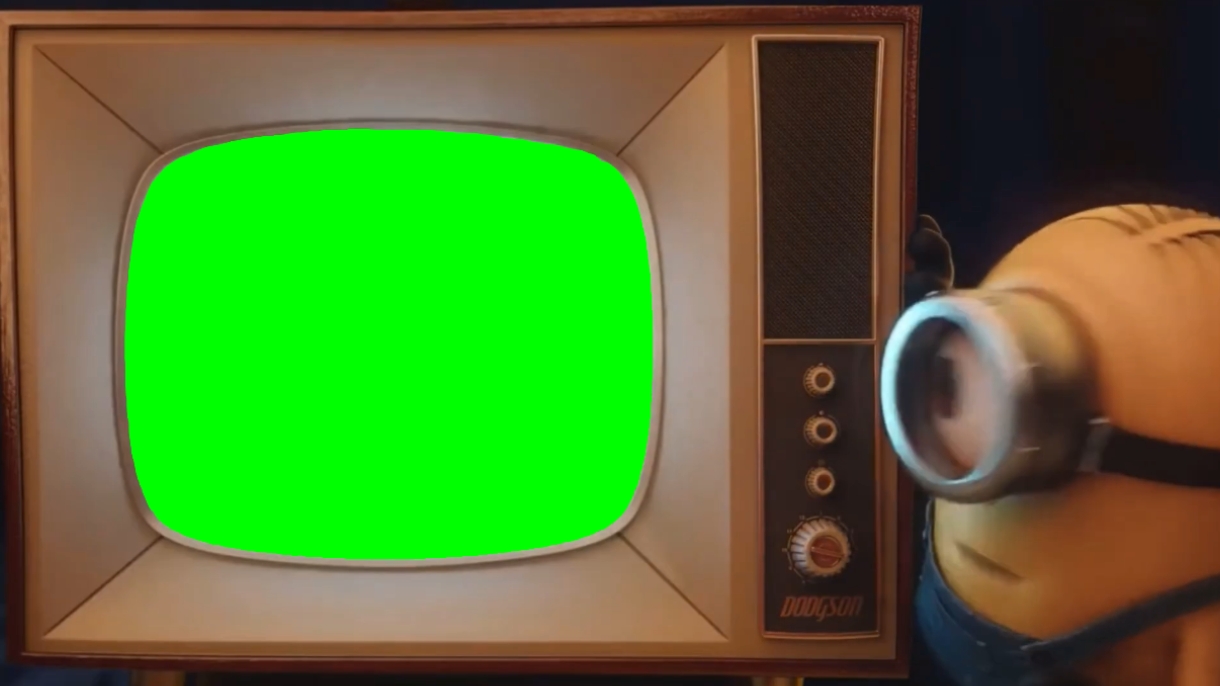 Minions ven la televisión