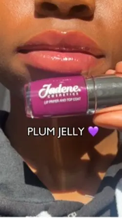 Lip swatches