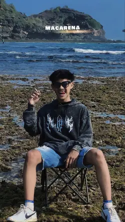 LIRIK LAGU KECE