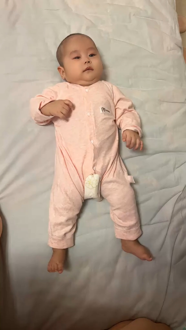 Efek Model Bayi 