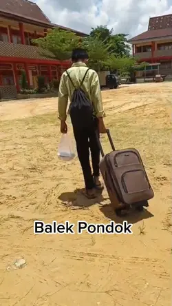 Santri Balek Pondok