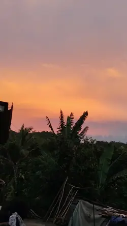 Umiikot ang Mundo!