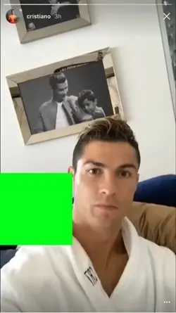 Ronaldo drinking mem
