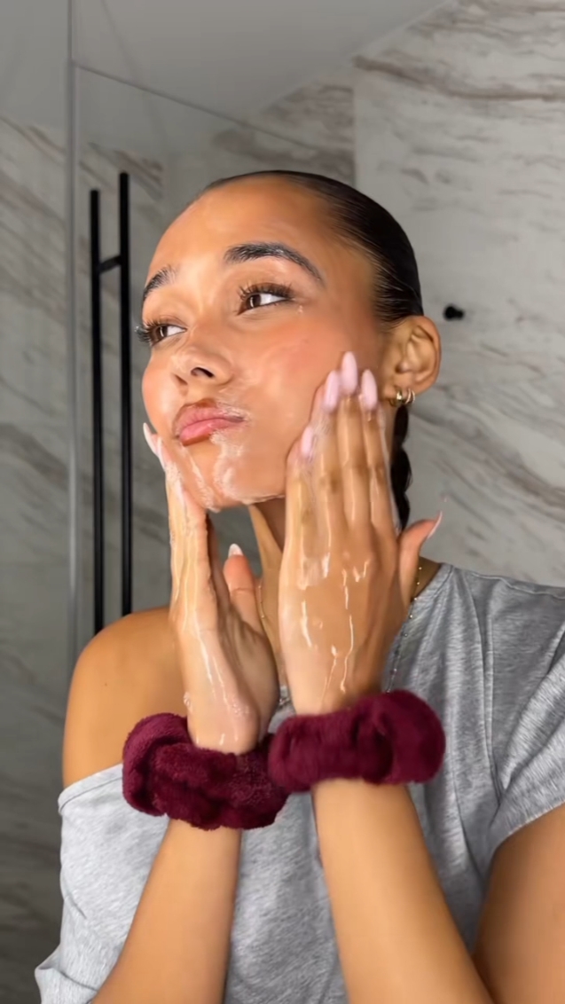 Modèle de soin de la peau 