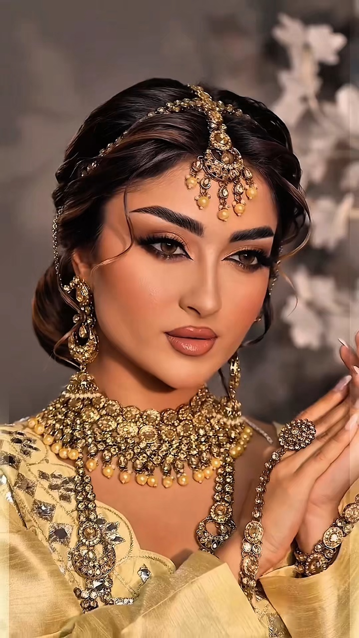 ✨Golden Beauty✨