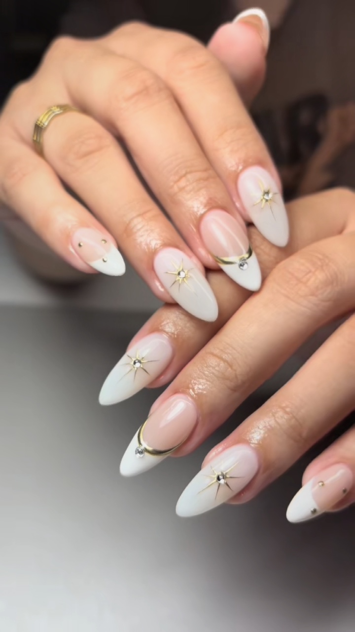 UÑAS