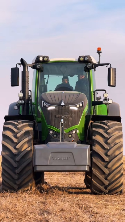 tractor