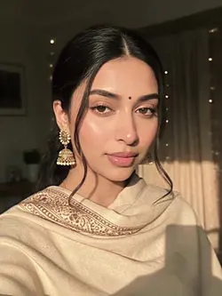 From Photo to Close-Up: Soft Glow-Up