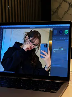 ai selfie macbook 