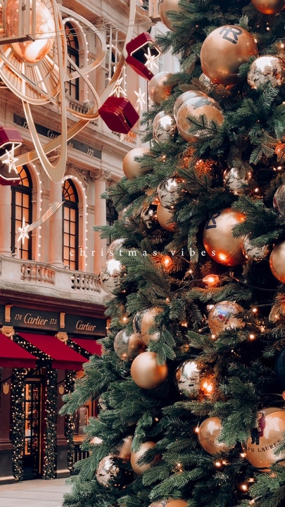Christmas 8 clips