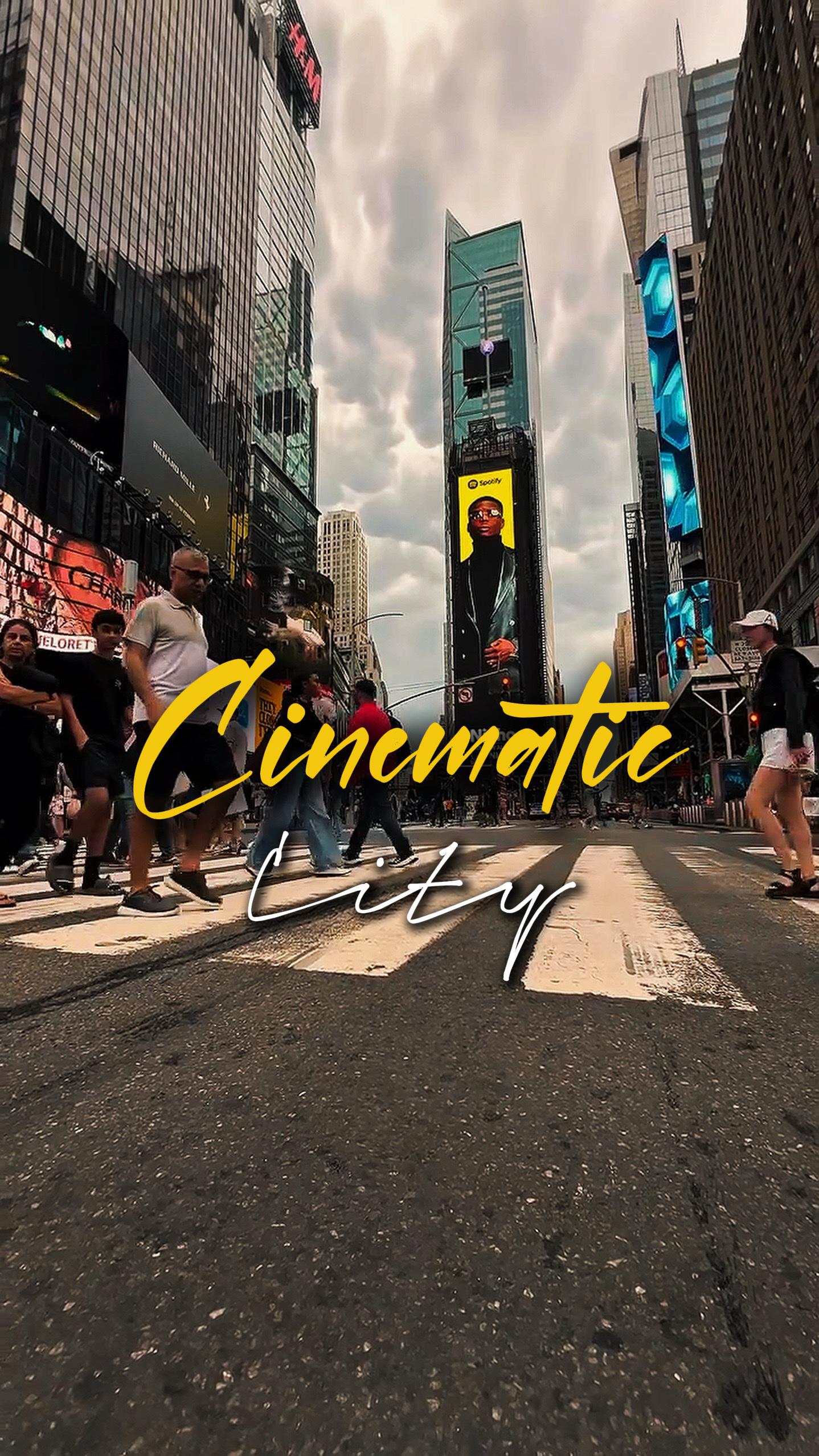 8 CLIPS CINEMÁTICOS