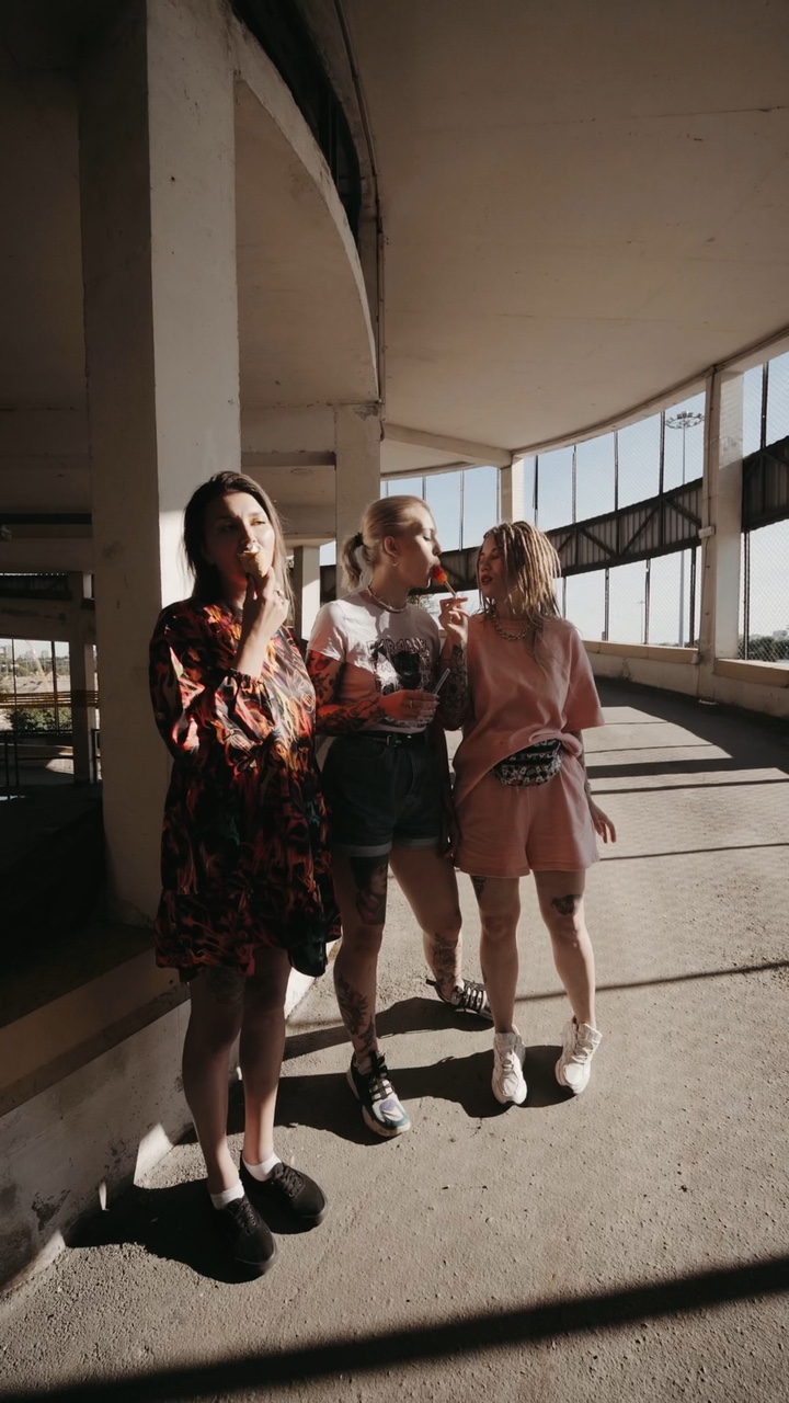 Fashionable Product Display Beat Matching TikTok Style
