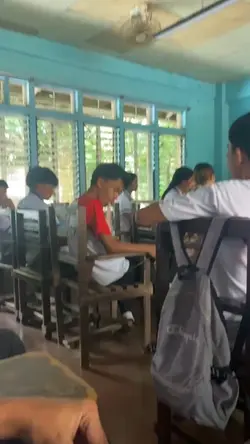 Pipiliinko parin sya