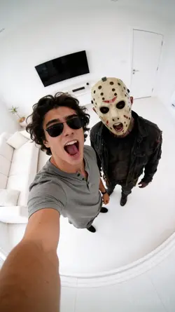 Jason x Selfie