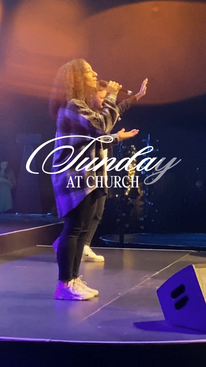 Domingo en la iglesia 