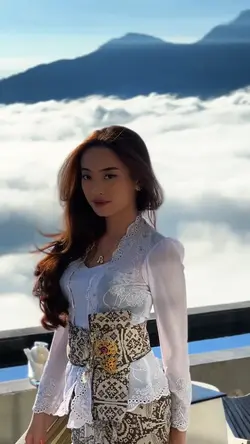 Hindi Song 4 Video