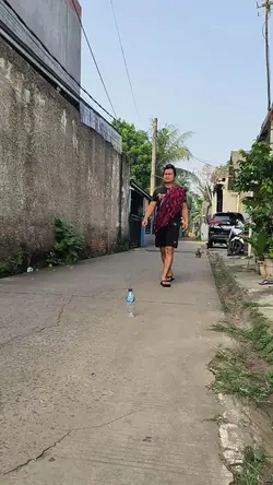 tendang botol 