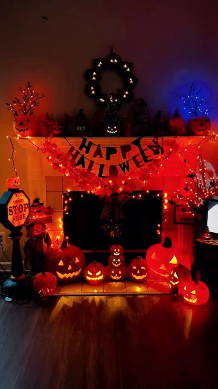 Halloween Decor