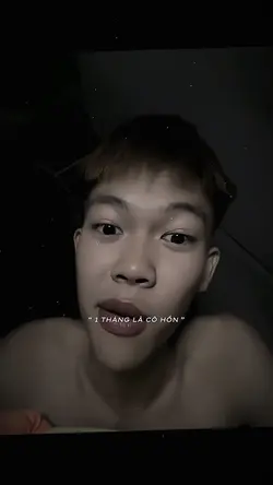 11 tháng cô đơn à