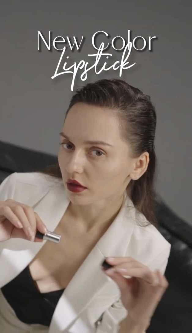 LIPSTIK WARNA BARU