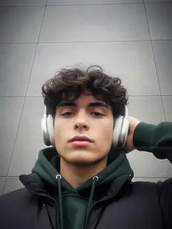 Hai mai pensato improvvisamente a quella persona?