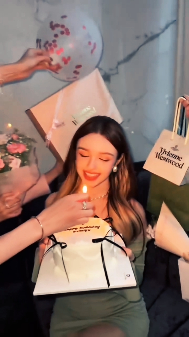 Birthday Slowmotion