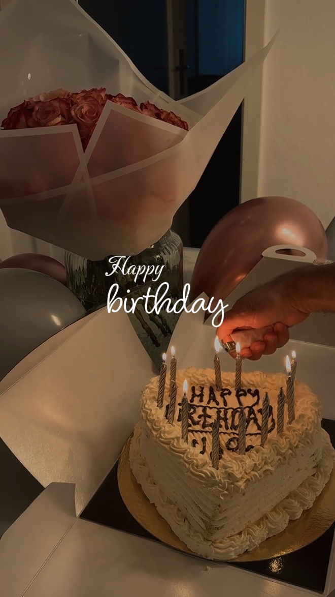 JOYEUX ANNIVERSAIRE VLOG